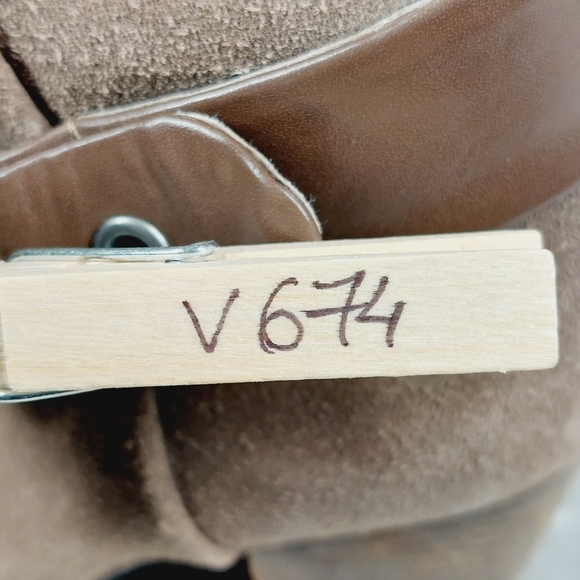 BCBG Tan Leather Block High Heels Buckle Ankle Boots V674 - Picture 13 of 13